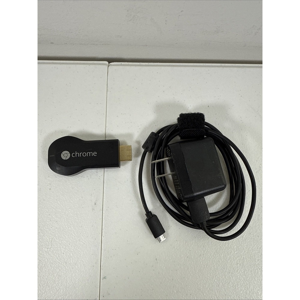 Google Chromecast (1st Generation) Streaming Media‎ Player - H2G2-42 (Black) NEW